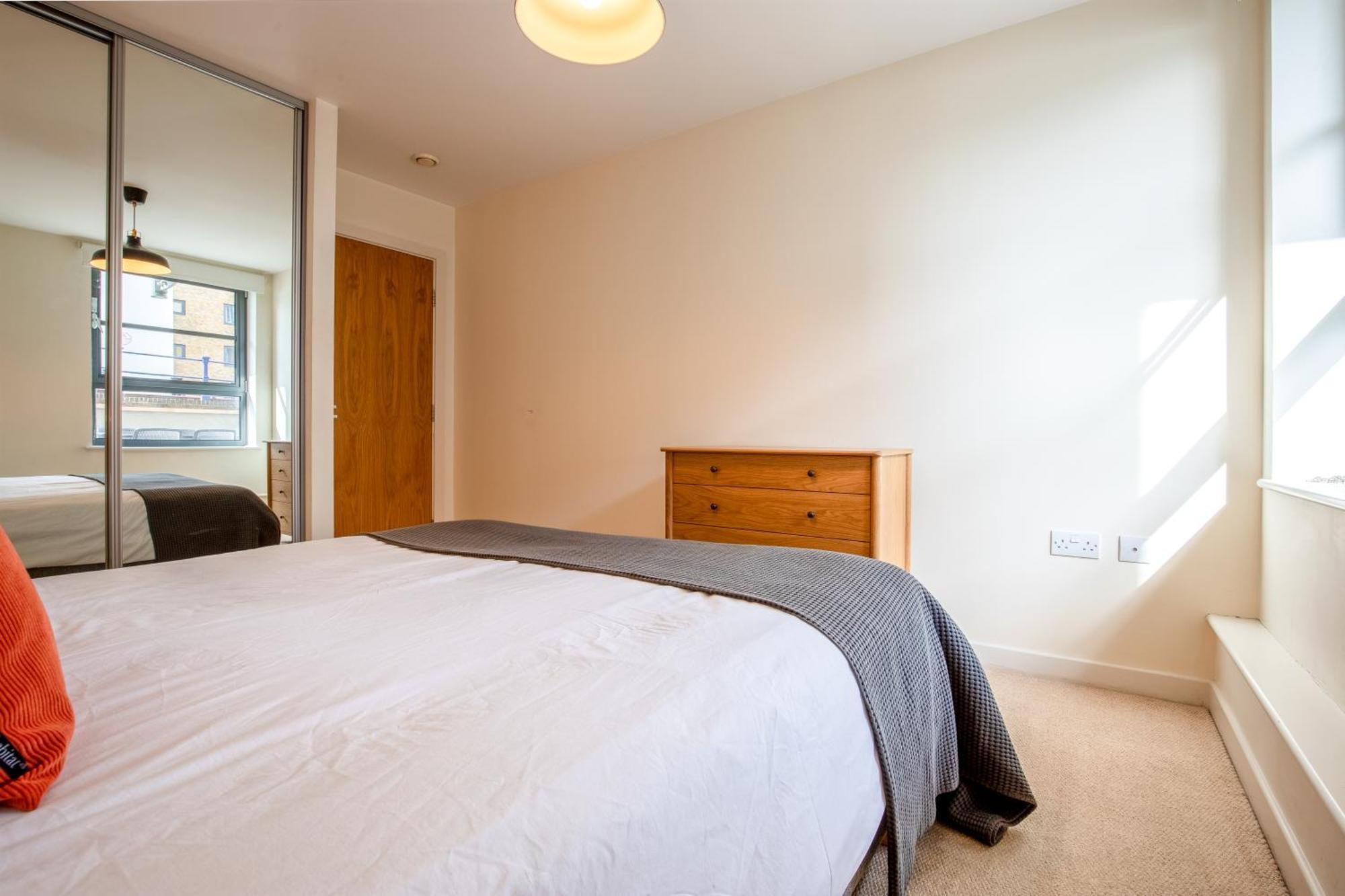 Apartamento Londwell, & Limehouse Balcony Flat - Skyline Views Londres