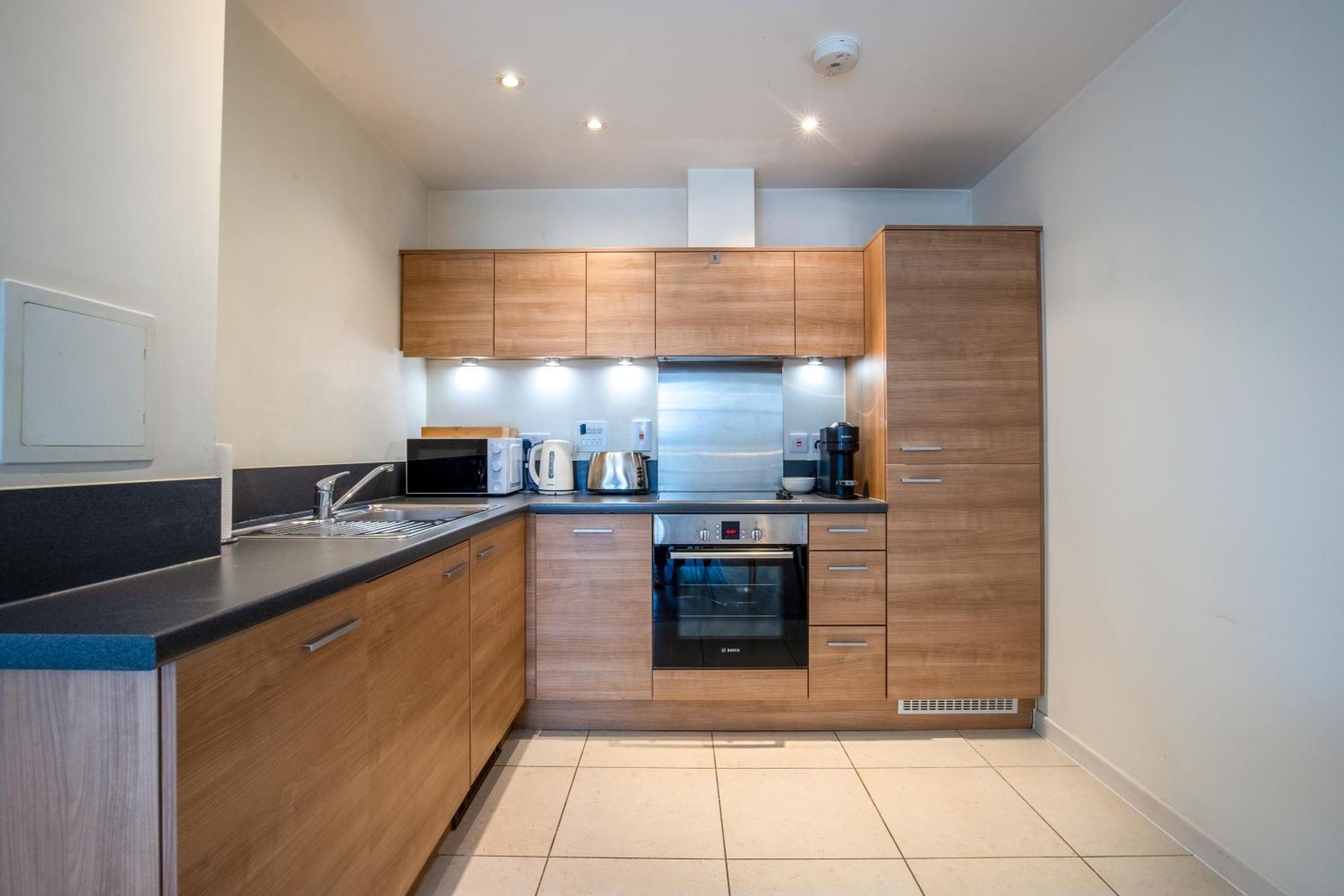 Londwell, & Limehouse Balcony Flat - Skyline Views Apartamento